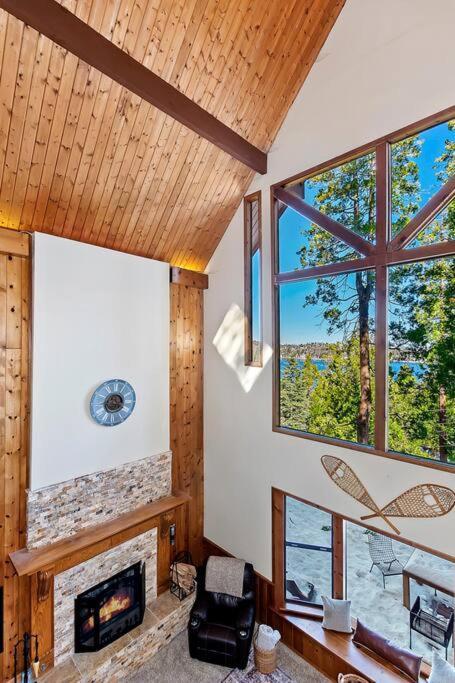 Stunning Lake View Game Room Spa Walk To Village 레이크애로우헤드 외부 사진